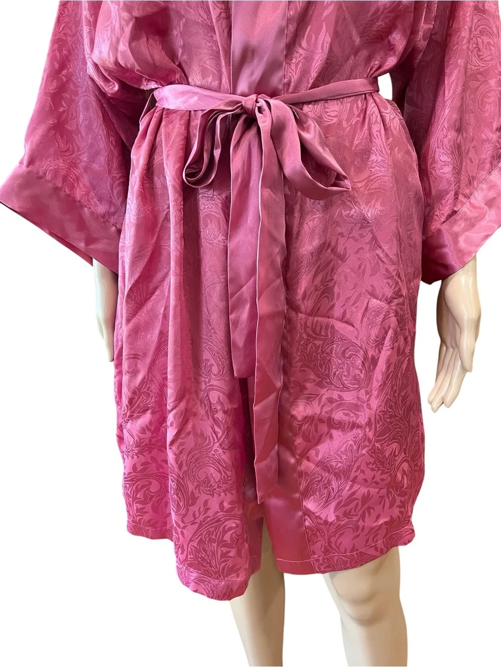 Vintage 80’s Partners Mervyns pink jacquard satin Robe-L